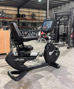 Life Fitness Elevation Series 95R Discover Recumbent Bike SE3HD