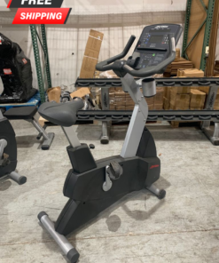 Life Fitness Integrity Series Upright Bike - used
